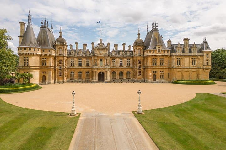 Cotswolds Day Tour: Waddesdon Manor, Stow-on-the-Wold & Cream Tea