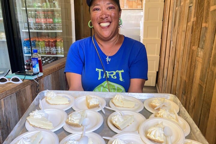 Key Lime Pie Walking Tour — Historic Seaport Tasting in Key West photo 2