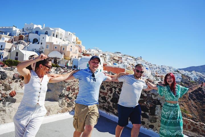 Enchanting Santorini: A Journey Through History and Scenery