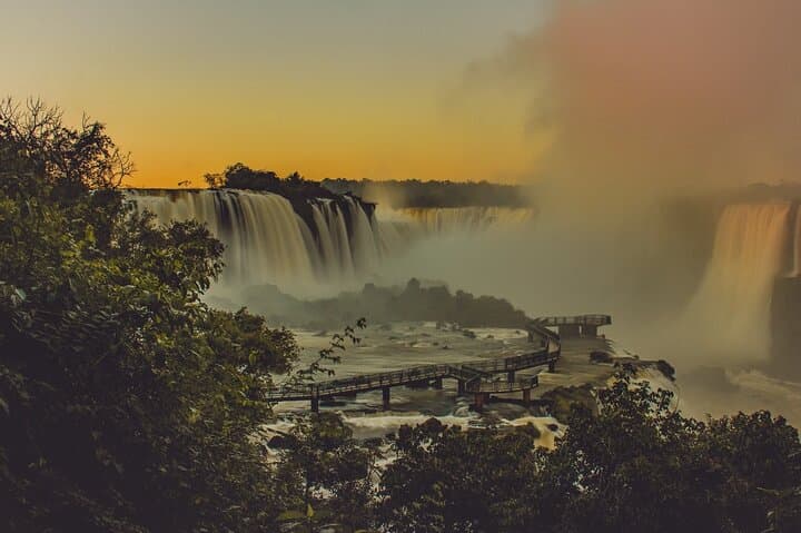 Sunrise at Iguazu Falls (Brazil) — Dawn Tour & Birding on the Brazilian Side photo 3