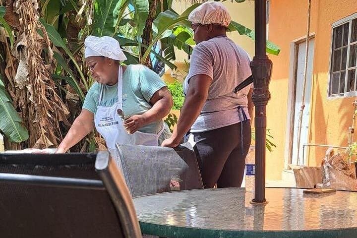 Ocho Rios Foodie, Raft & Blue Hole Combo: Eat Like a Local After a River Ride photo 4