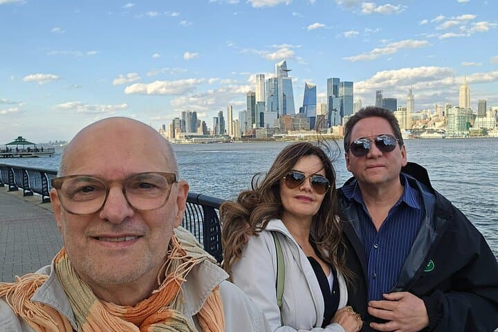 New York Skyline Magic: Private Jersey City Skyline Views with a Local photo 5