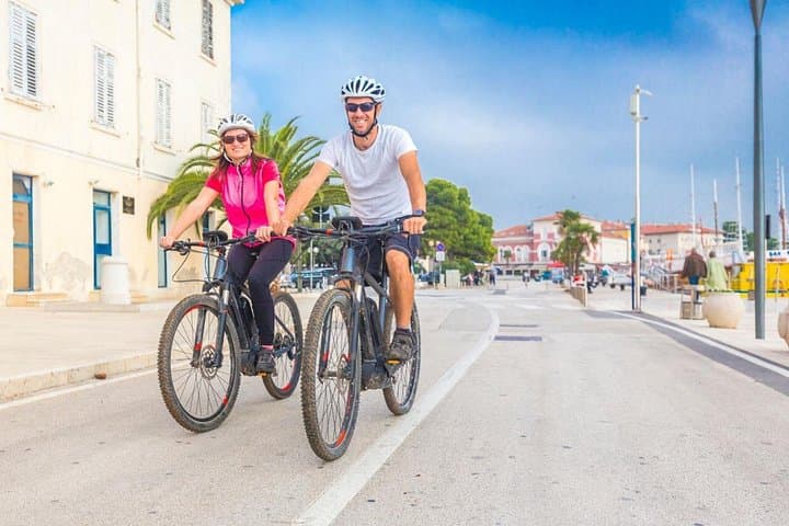 Private E-Bike Tour of the Amalfi Coast — Positano, Praiano & Sorrento Peninsula photo 4