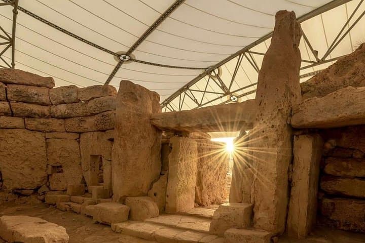 Private Customizable 6-Hour Malta Island Tour — Marsaxlokk, Blue Grotto & Megalithic Temples photo 3