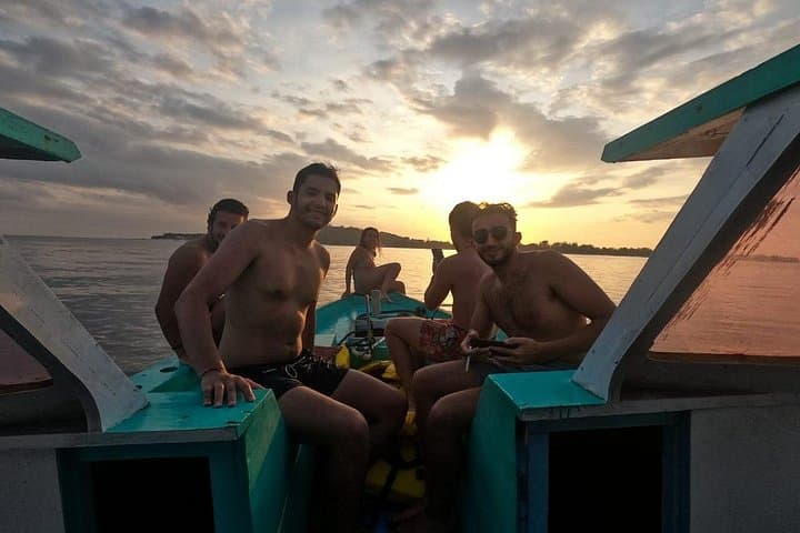 Sunset Snorkeling in Gili Meno: Turtle Point, Blue Coral & GoPro Photos photo 4