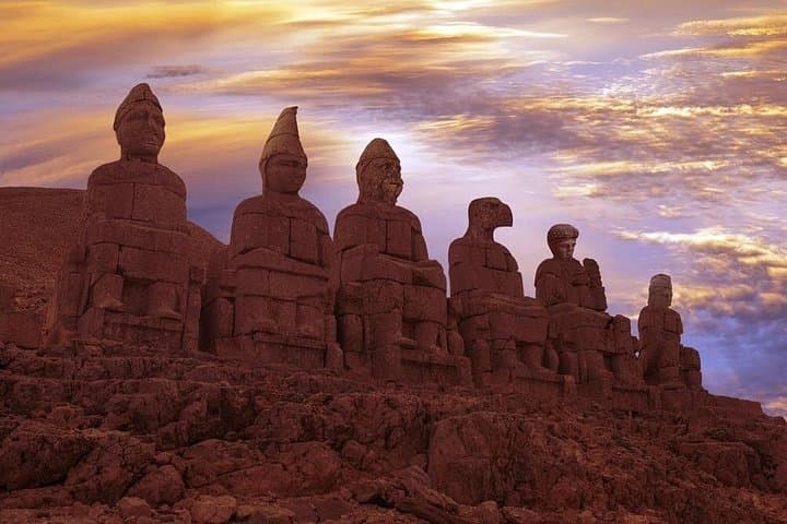 Mount Nemrut Tour from Istanbul — 2-Day Sunrise & Sunset at the Giant Statues