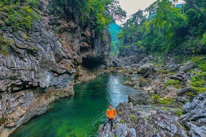 Hung Thoong Cave Expedition: 3-Day Phong Nha Trek, Caves & Underground Rivers photo 6