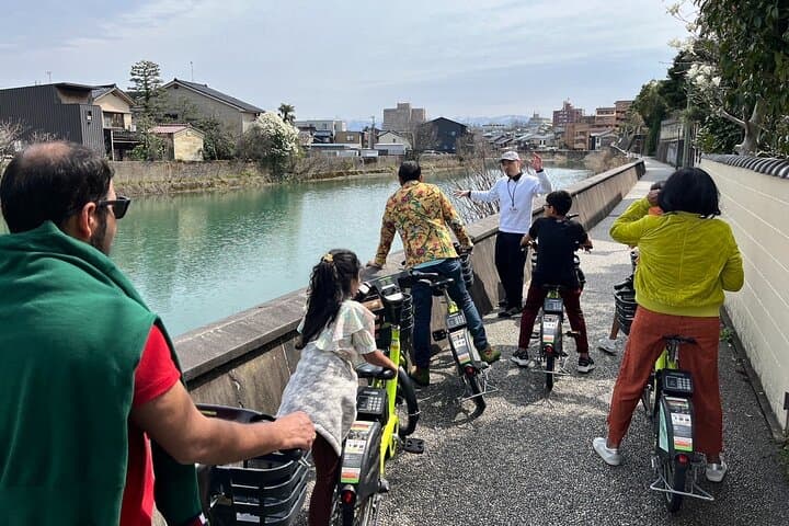 Kanazawa Ninja Temple E-Bike Tour: Cycle Through Samurai Streets and Secret Passages photo 1
