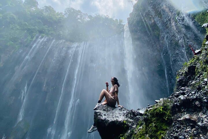 Tumpak Sewu Waterfall & Tetes Cave Day Tour from Malang or Surabaya