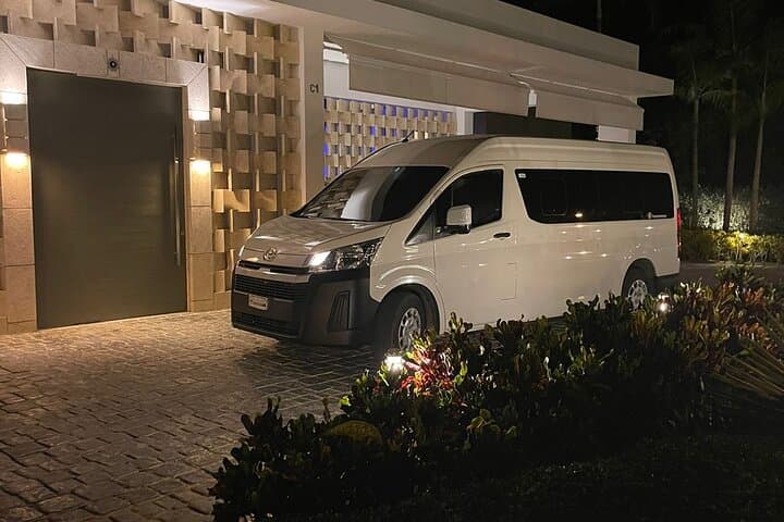 Punta Cana Airport to Hotels: Private Transfer (up to 25 km) photo 2