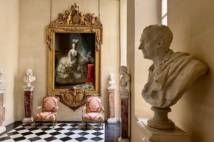 Inside Versailles: Exclusive King's Petit Apartments & Garden Walk photo 5