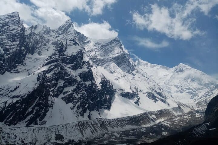 Manaslu Circuit & Tsum Valley: 16-Day High-Altitude Trek From Kathmandu