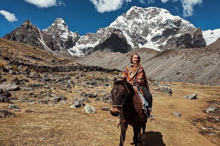 Horseback to Ausangate’s 7 Lakes: Full-Day Ride, Picnic & Hot Springs photo 4