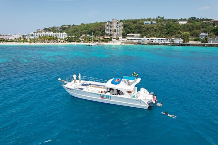 Private Montego Bay Catamaran Charter with Open Bar and Guided Snorkel photo 6