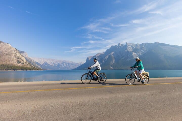 Banff Mountain Lakeside E‑bike Tour: Ride the Minnewanka Loop & Two Jack Lake