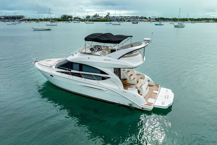 Private Yacht Charter Miami: 2–4 Hour Boat Rental with Water Toys photo 6