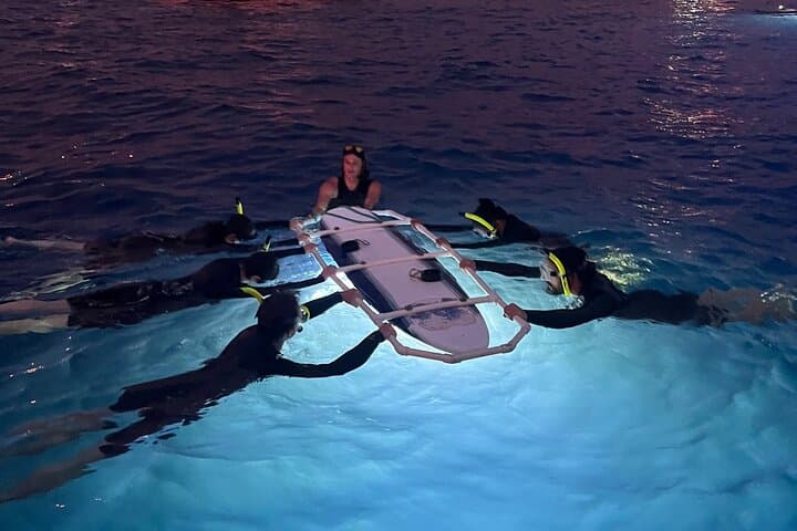 Kona Sunset Manta Ray Snorkel: Night-Time Marine Encounter Guide photo 2