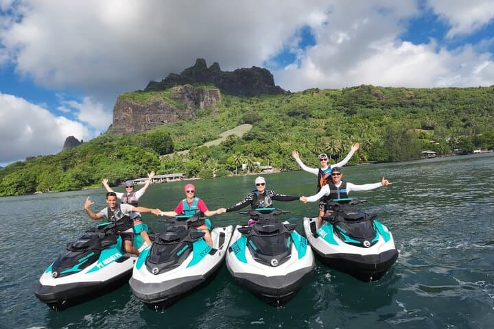 Moorea 3‑Hour Jet Ski Adventure — Swim with Rays, Sharks & Seasonal Whales photo 3