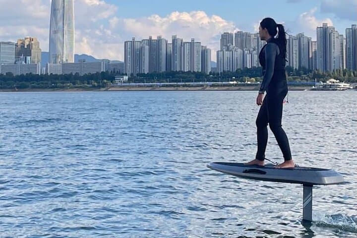 E-foiling and Windsurfing on Seoul's Han River: Ttukseom Park Experience photo 5