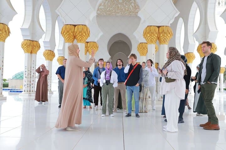 Sheikh Zayed Grand Mosque and Louvre Abu Dhabi Day Tour — Architecture, Art & Practical Tips photo 6