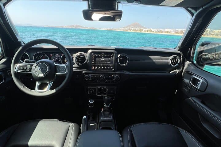 Private Transfers in Naxos: Airport, Port & Hotel Van and Jeep Service photo 3