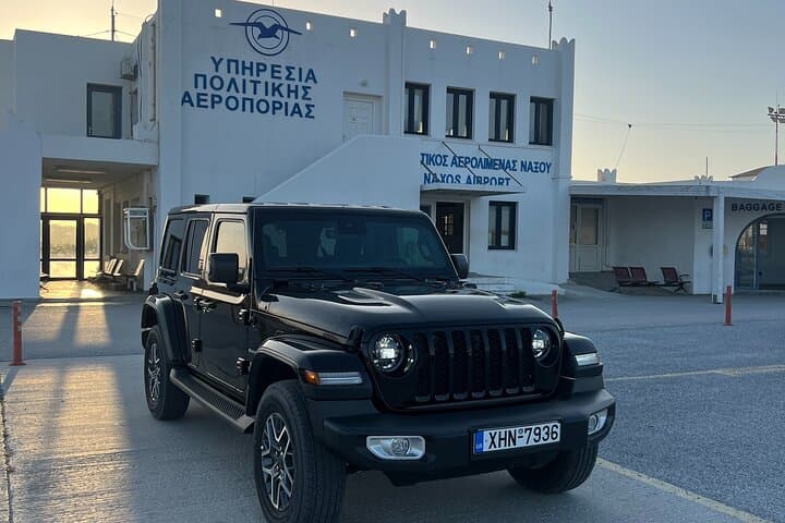 Private Transfers in Naxos: Airport, Port & Hotel Van and Jeep Service photo 6