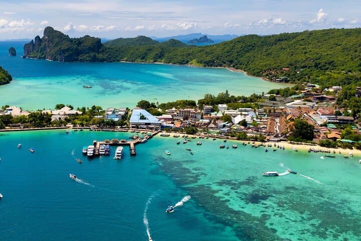 Phi Phi Islands Speedboat: Maya Bay, Khai Nok & Phi Phi Don Day Trip photo 2