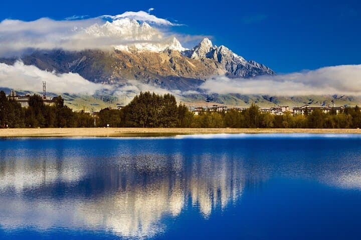 Bullet Train to Lijiang: Day Trip to Jade Dragon Snow Mountain