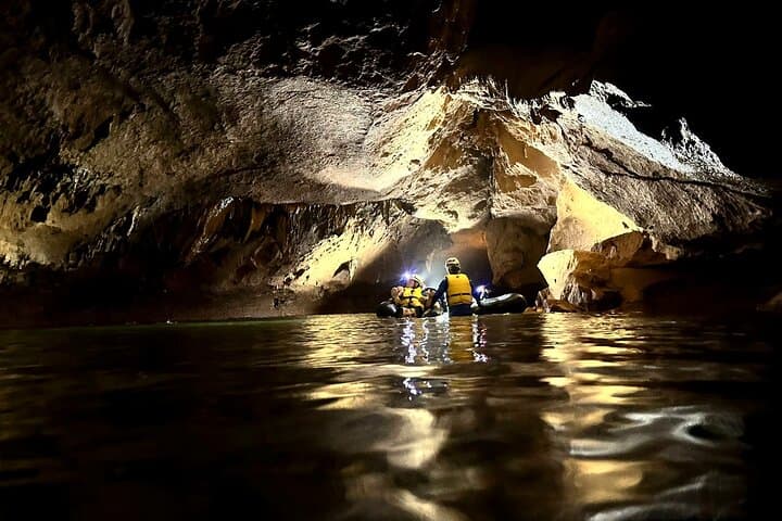 Cave Tubing and Xunantunich Combo: San Ignacio Underground River and Maya Ruins photo 4