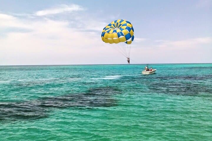 Montego Bay Parasailing, Jet Ski & Shopping Combo with Private Transport photo 5