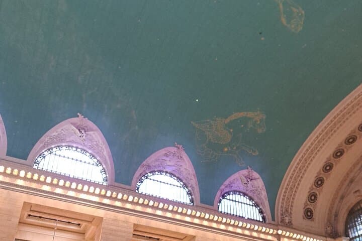Midtown Manhattan Walking Tour: Highlights, Local Stories & Practical Tips photo 4