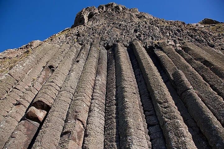 Giants Causeway Quick-Visit: Belfast One-Stop Tour Guide photo 3