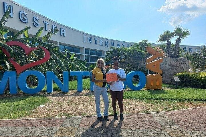 Private Montego Bay Airport Transfer to Ocean Coral Spring — Direct, Air‑Conditioned Ride photo 1