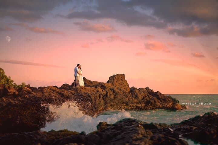 Wailea Sunset Beach Photoshoot — Private Maui Photo Session photo 5