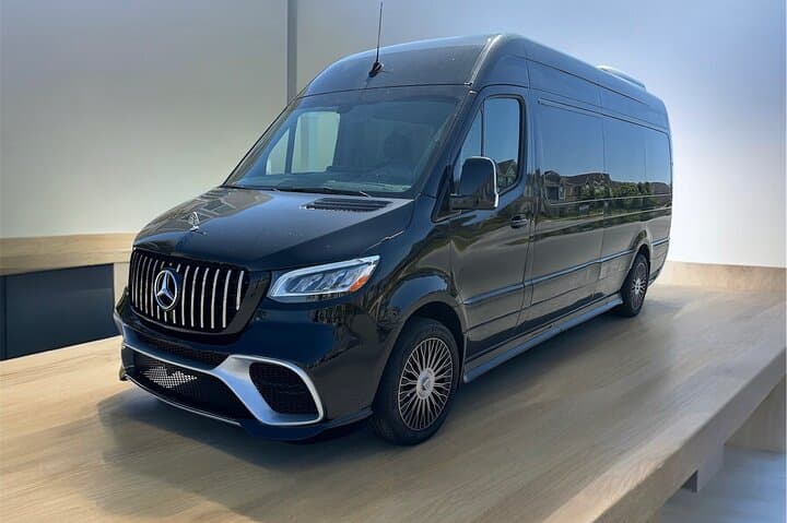 Orlando Private Luxury Sprinter Transfer: Executive Door-to-Door Service