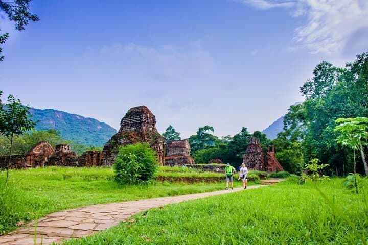 My Son Sanctuary & Thanh Ha Pottery Motorbike Day Trip from Hoi An