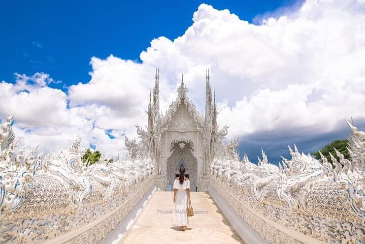 Chiang Rai & Golden Triangle Private Tour: Custom Day Trip to Temples, Tea Plantations & Mekong photo 3