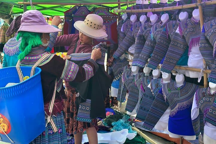 Bac Ha Sunday Market Private Tour: Cultural Market & Hoang A Tuong Palace Day Trip photo 3