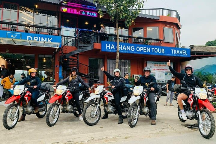 Ha Giang Loop 3-Day Adventure: Dong Van Plateau, Ma Pi Leng & Homestays