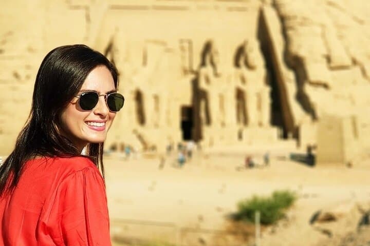 9-Day Egypt Highlights: Pyramids, Nile Cruise, Abu Simbel & Luxor Balloon
