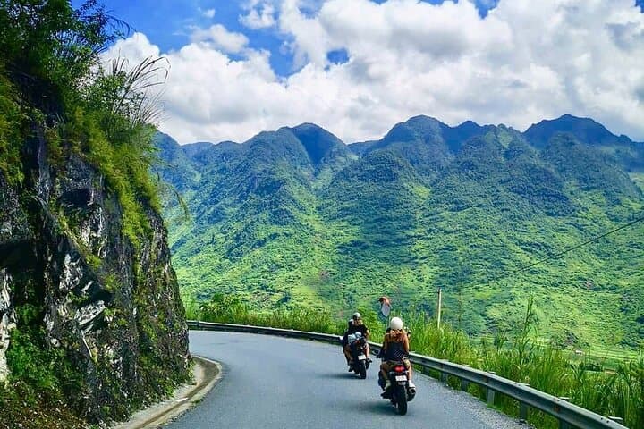 Ha Giang Loop: 3-Day Motorbike Route Through Dong Van & Ma Pi Leng