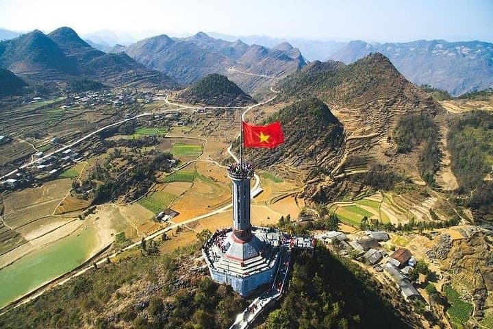 6-Day Ha Giang Loop and Sapa Trekking Adventure with Homestays photo 6