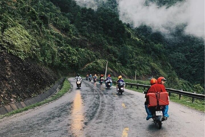 Ha Giang Loop: 3-Day Motorbike Route Through Dong Van & Ma Pi Leng photo 6