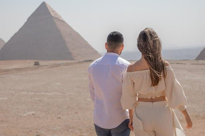 Private Tour to the Pyramids and the Egyptian Museum — Full-Day Cairo Discovery photo 1
