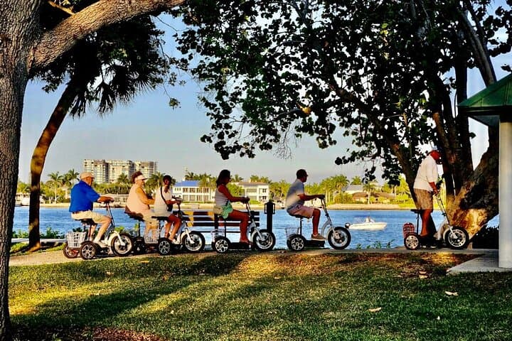 Sunset Trike Tour in Naples — Electric Trike Ride to the Pier photo 4