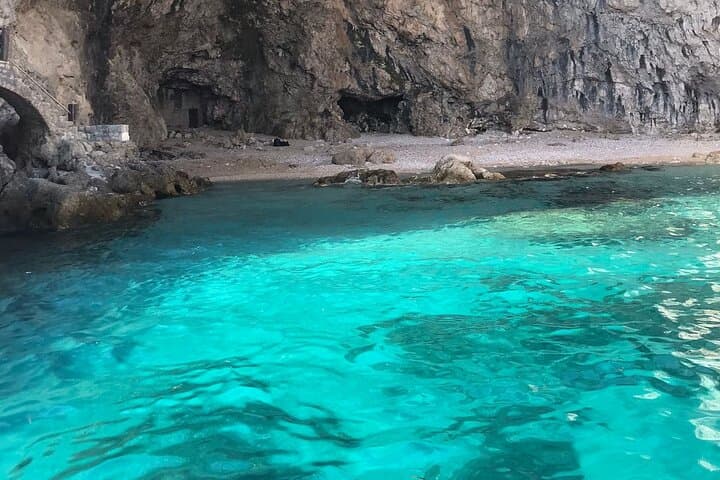 Private Boat Tour to 4 Islands & Caves from Dubrovnik with Local Skipper photo 6