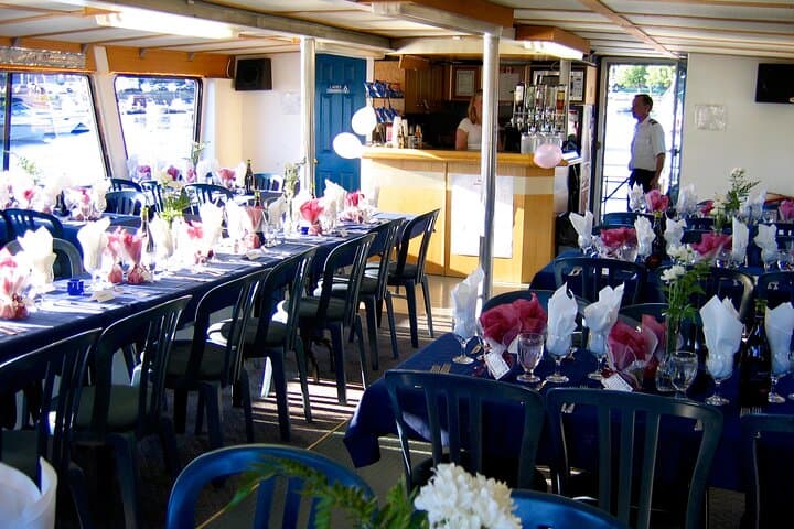 St. Lawrence Sunset: 2-Hour 1000 Islands Dinner Cruise photo 3