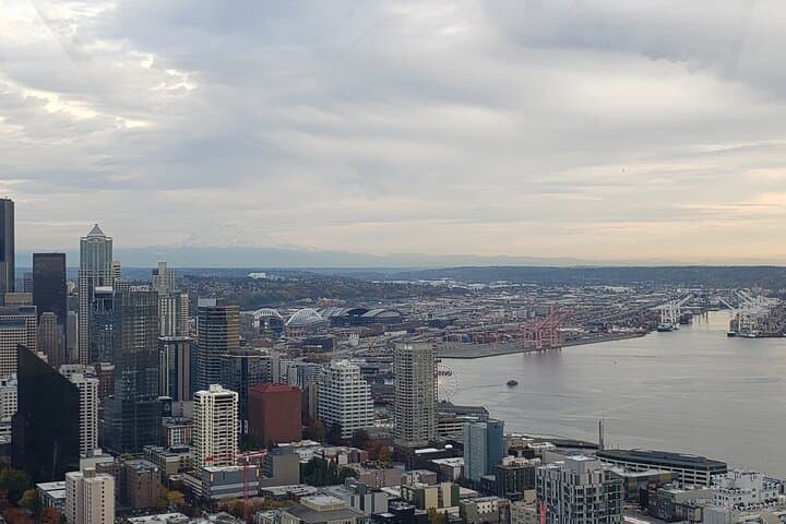 4-Day Seattle and Washington State Highlights: Pike Place, Snoqualmie Falls, Diablo Lake & Bainbridge photo 3