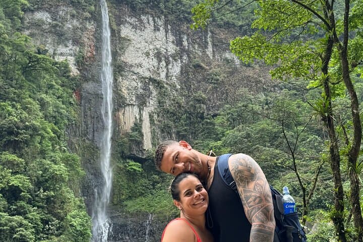 Pandora Falls Guided Hike: See Three Spectacular Arenal Waterfalls in One Day photo 2
