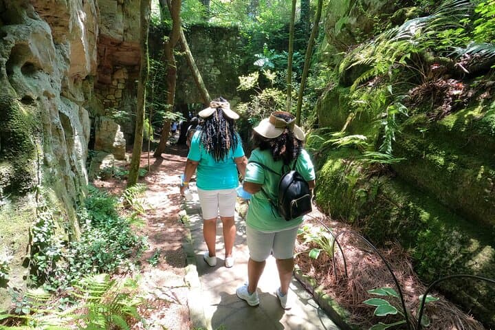 Ruby Falls & Rock City Daytrip from Nashville — Lookout Mountain Highlights photo 4
